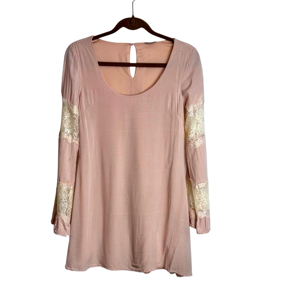 Tobi Blush Pink Lace Sleeve Dress Women's Size S/M Lined